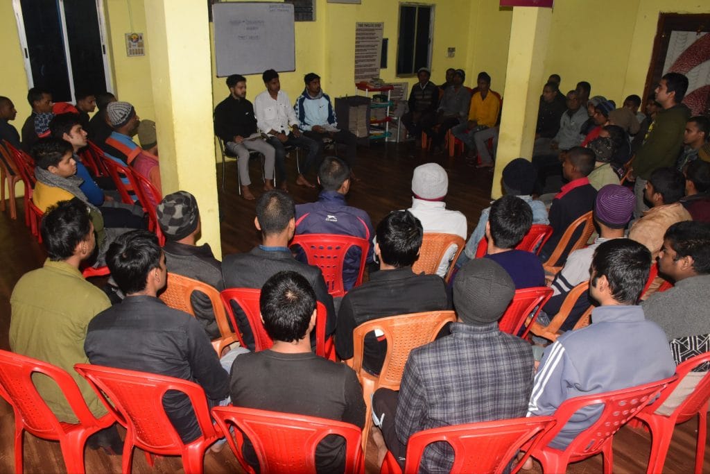 photo_6095946314593452998_w