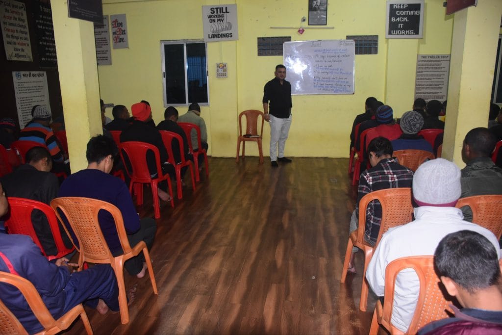 photo_6095946314593453002_w